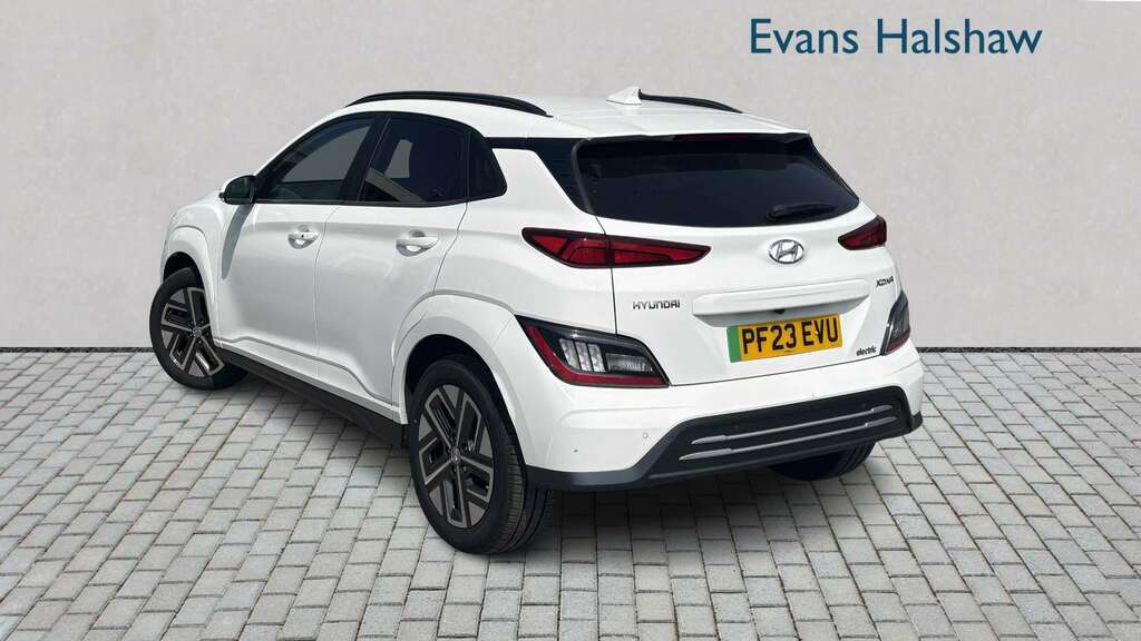 Hyundai Kona 150Kw Ultimate 64Kwh 2023 White #2