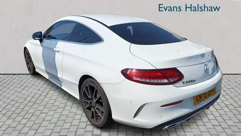 Mercedes-Benz C Class C220d Amg Line Premium 9G-tronic 2020 White #4