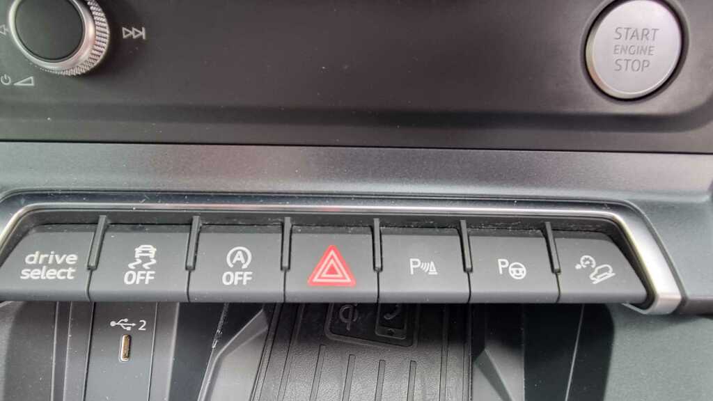 Audi Q3 35 Tfsi S Line White #15
