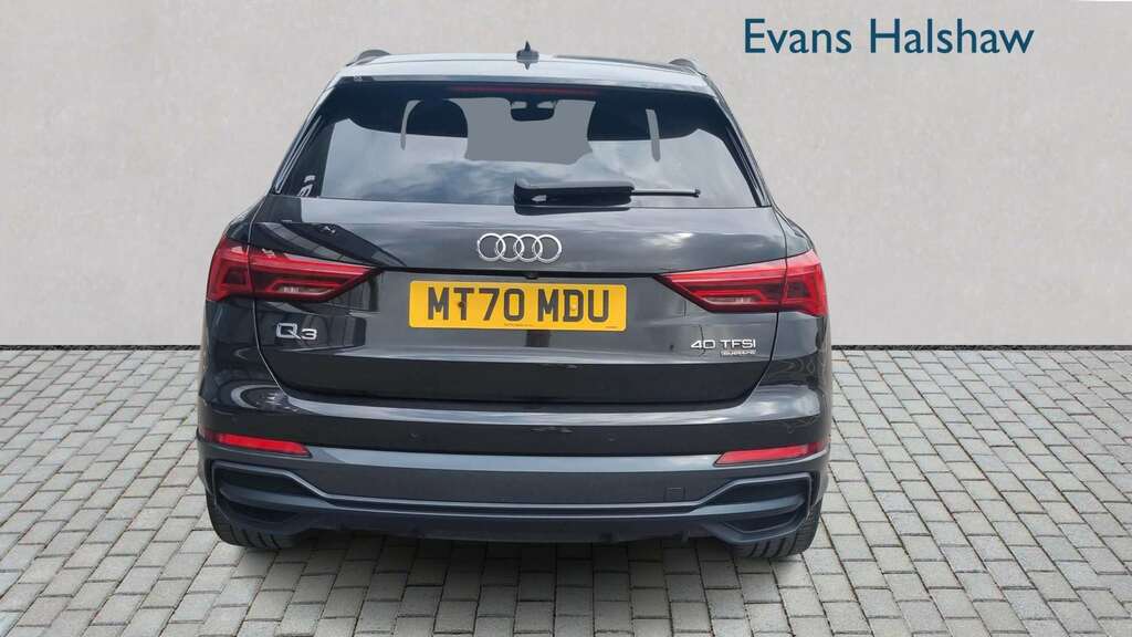Audi Q3 40 Tfsi Quattro Vorsprung S Tronic 2020 Black #3