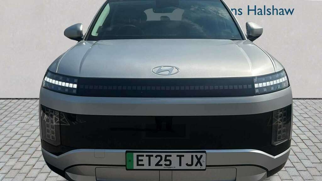Hyundai Ioniq 226Kw Ultimate 110Kwh Awd 2025 Gold #3