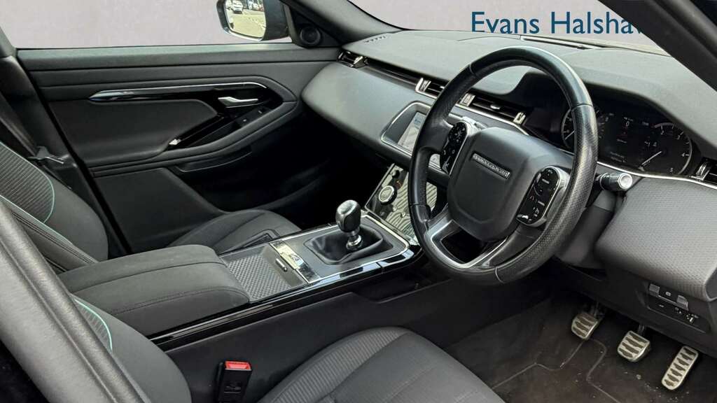 Land Rover Range Rover Evoque 2.0 D150 R-dynamic 2Wd 2020 Black #4