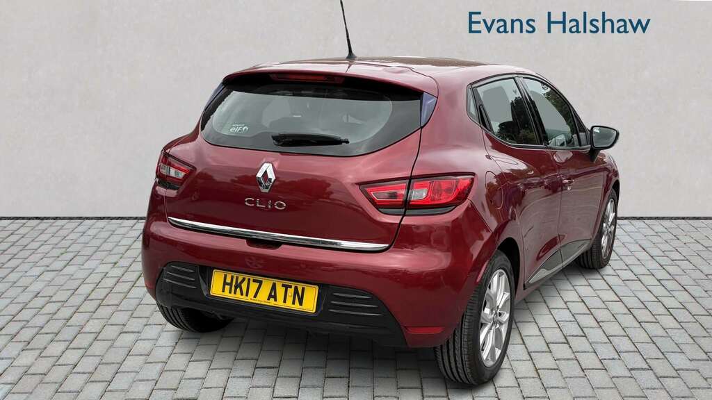 Renault Clio 1.2 16V Dynamique Nav 2017 HK17ATN Red #3