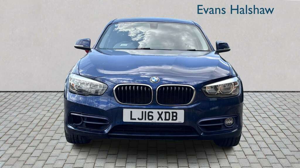 BMW 1 Series Hatchback M135i Blue #4