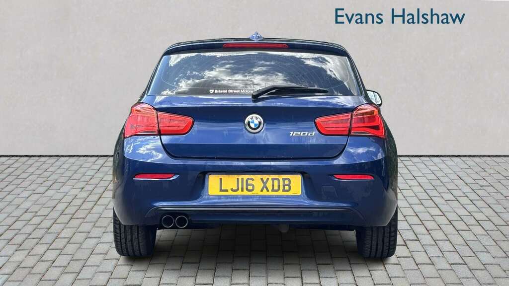 BMW 1 Series Hatchback M135i Blue #5