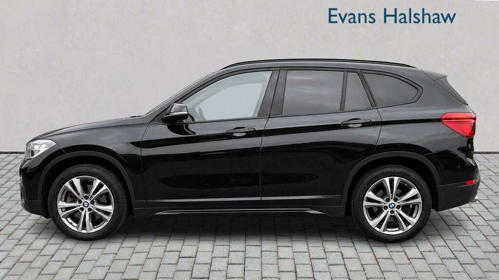 BMW X1 Xdrive 20D Sport Step 2018 Black #4
