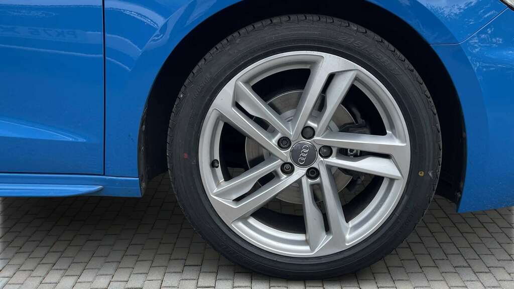 Audi A1 30 Tfsi S Line 2020 DG70EUM Blue #4