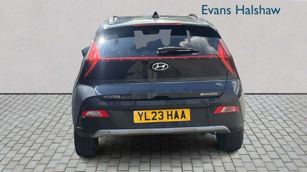 Hyundai Bayon 1.0 Tgdi 48V Mhev Premium Dct 2023 Grey #2
