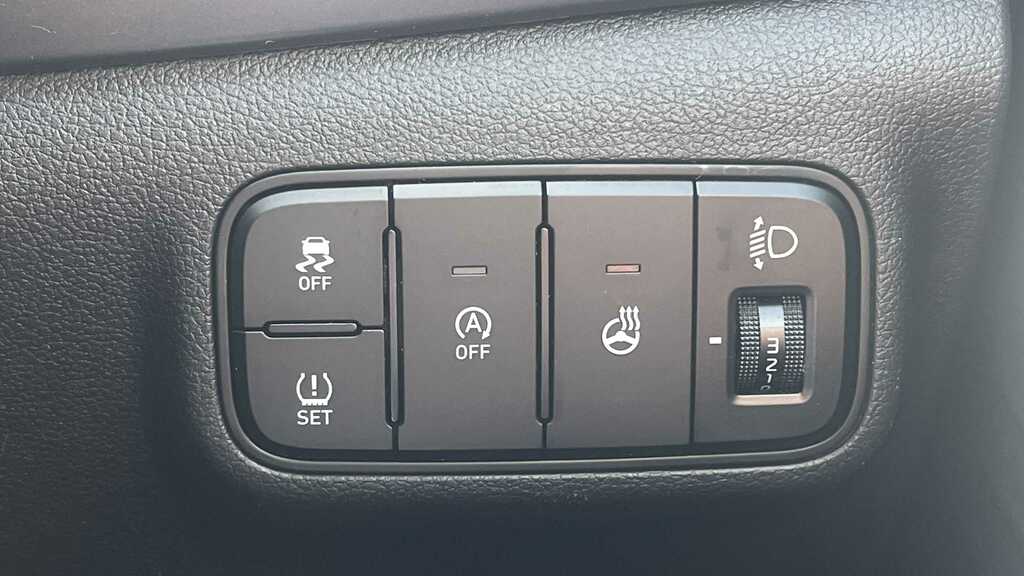 Hyundai Bayon Premium Blue #8