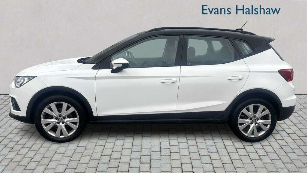Seat Arona 1.0 Tsi 110 Se Technology Ez Dsg 2021 White #4