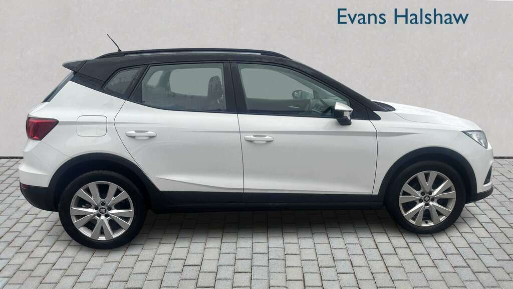 Seat Arona 1.0 Tsi 110 Se Technology Ez Dsg 2021 White #6