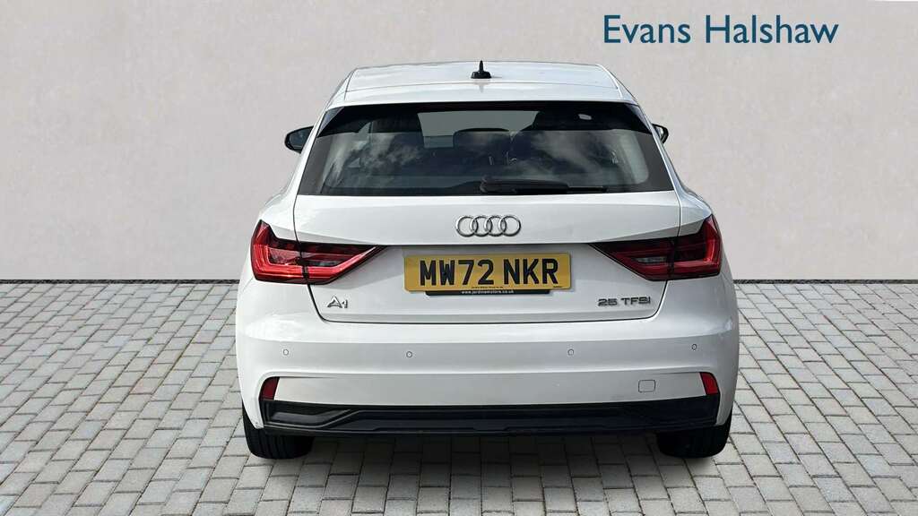 Audi A1 Black Edition 30 Tfsi 110 Ps 6-Speed Grey #4