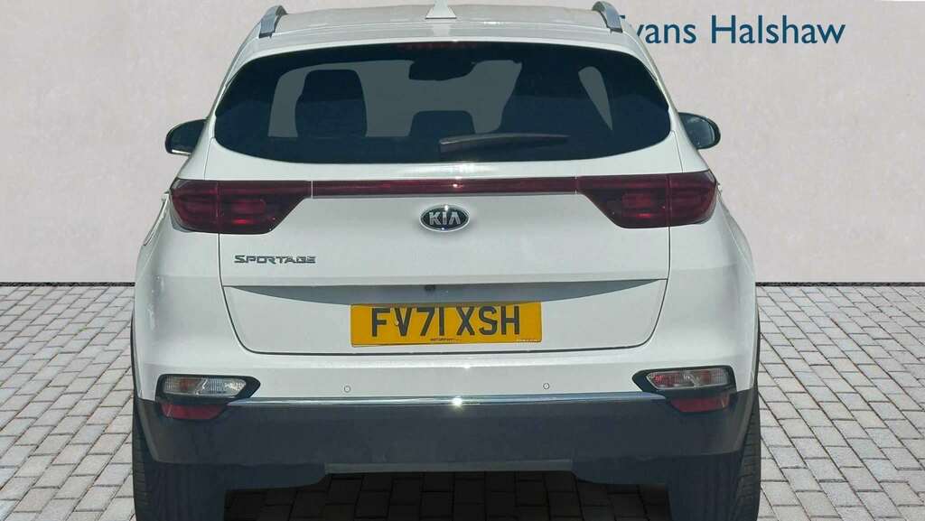 Kia Sportage 1.6 Gdi Isg 2 2022 FV71XSH White #5