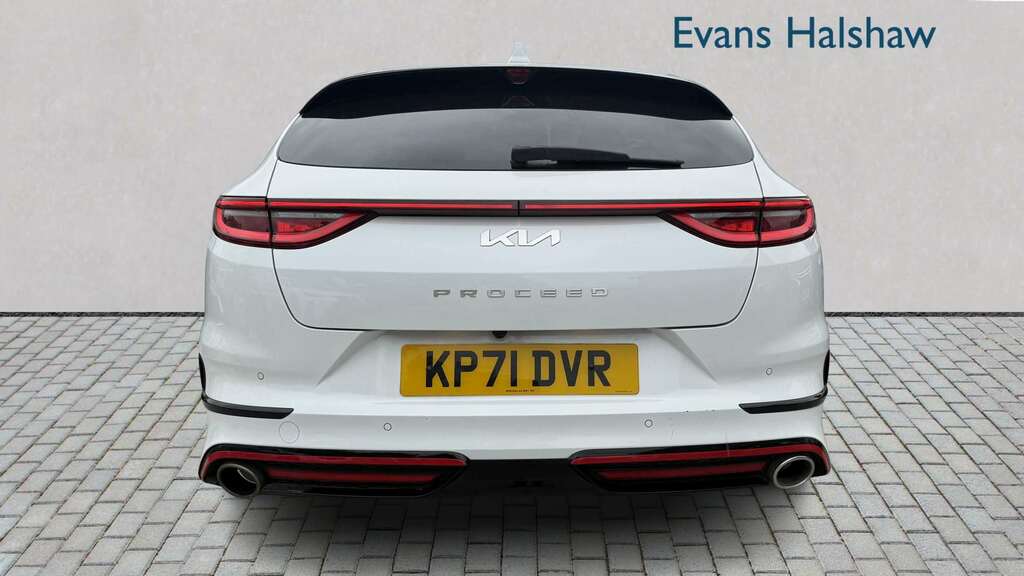 Kia Proceed 1.6T Gdi Isg Gt Dct 2021 White #4