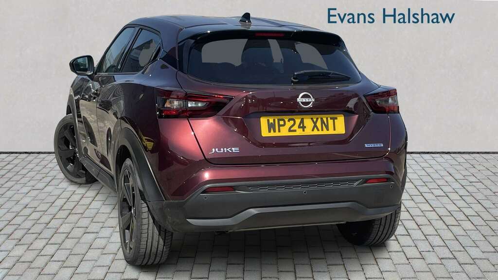 Nissan Juke 1.6 Hybrid Tekna 2024 Red #2