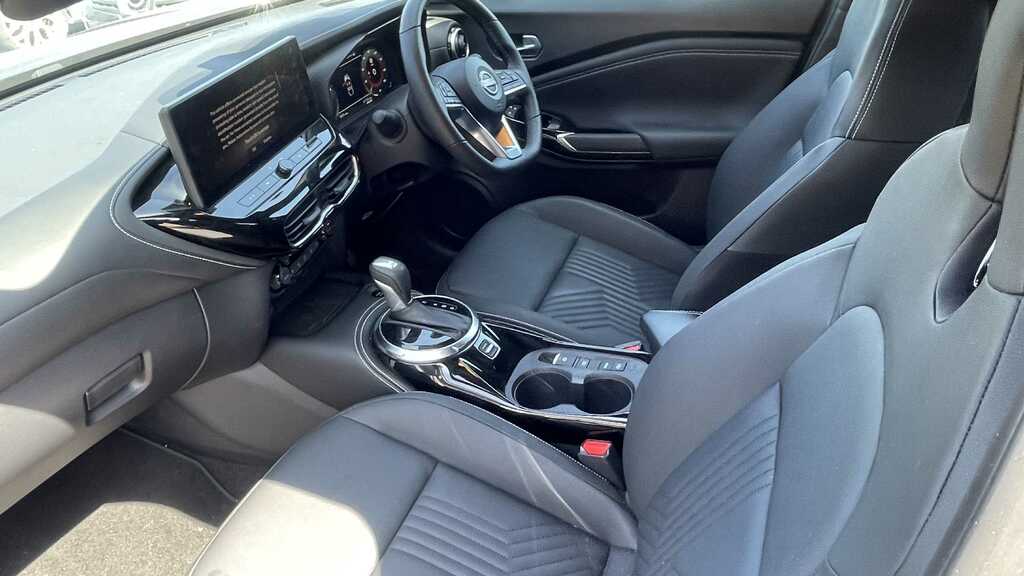 Nissan Juke 1.0 Dig-t Tekna Grey #10