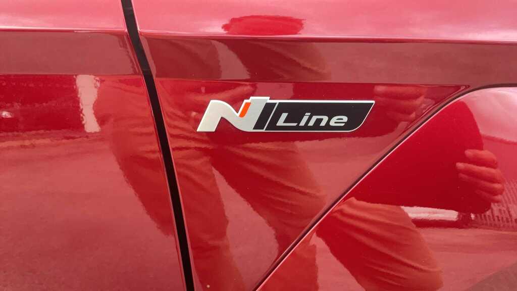 Hyundai Kona E 218Ps Ultimate White #8