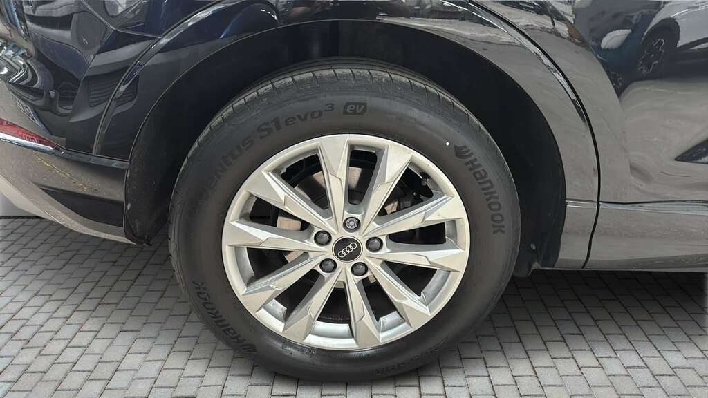 Audi Q3 35 Tfsi Sport S Tronic 2022 LY22EJD Black #6