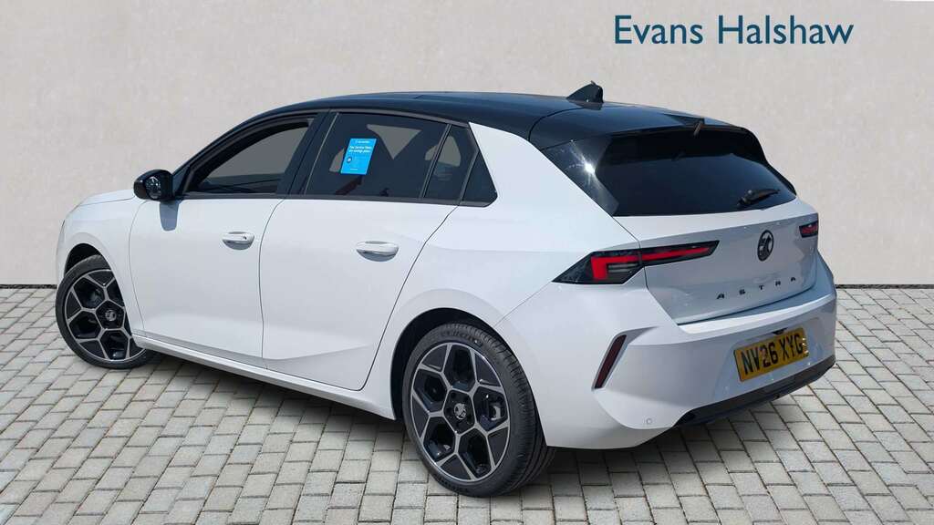 Vauxhall Astra 1.2 Turbo 130 Ultimate 2026 White #2