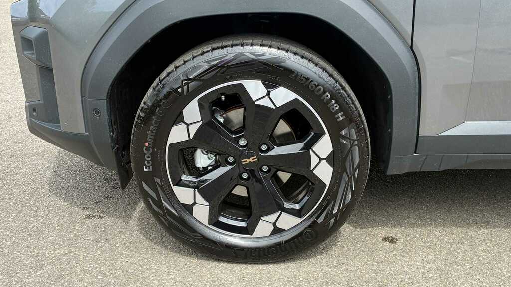 Dacia Bigster 1.2 Tce 140 Journey Black #20