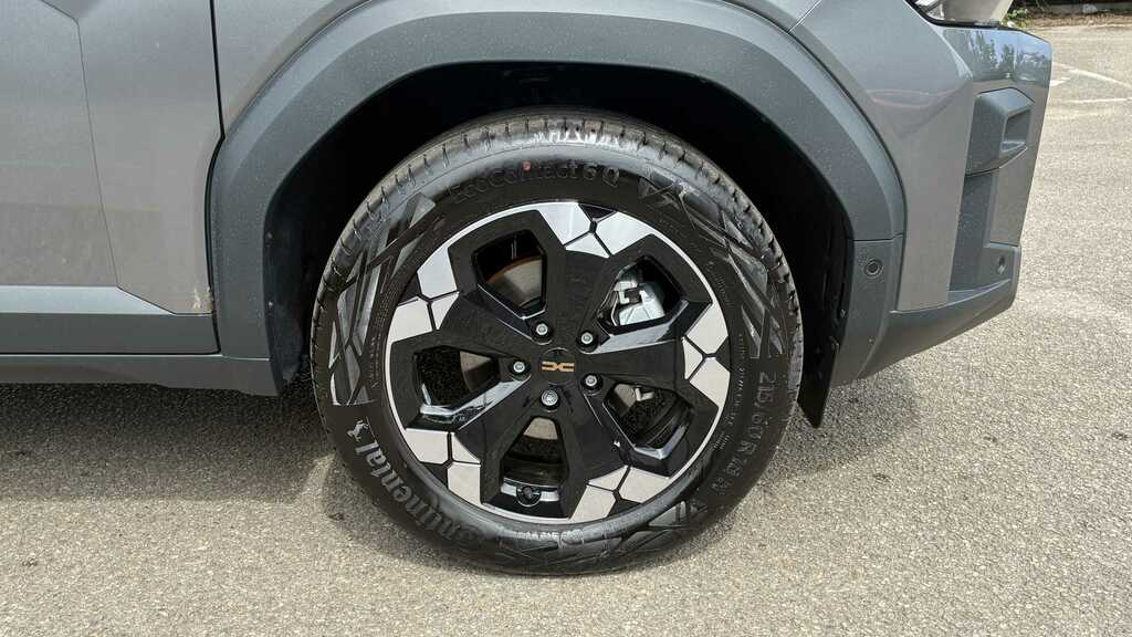 Dacia Bigster 1.2 Tce 140 Journey Black #17
