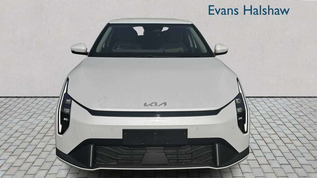 Kia EV4 150Kw Air 81Kwh 2026 White #2