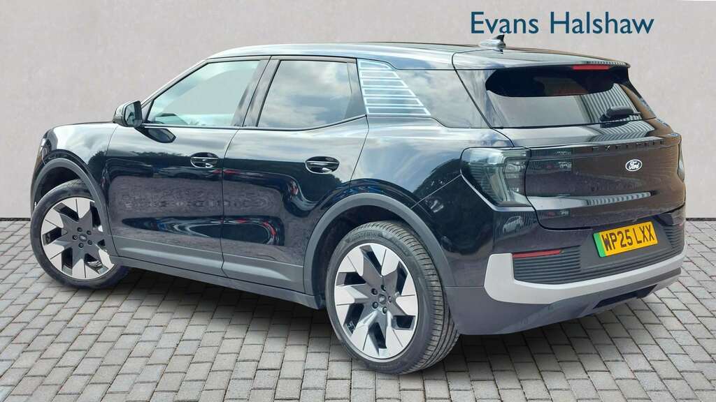 Ford Explorer 210Kw Premium 77Kwh 2025 Black #3