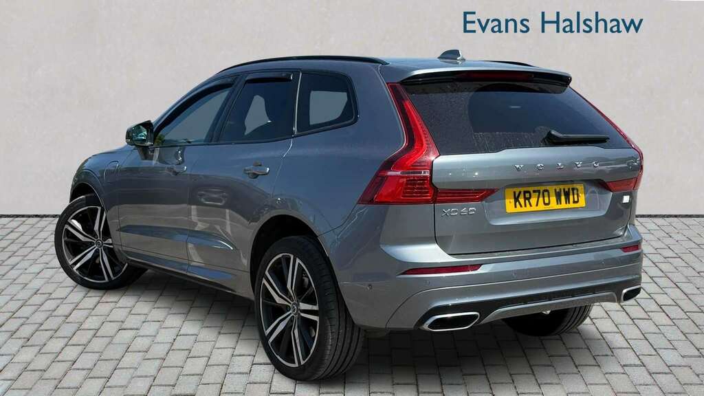 Volvo XC60 2.0 T8 Recharge Phev R Design Pro Awd 202 Grey #2