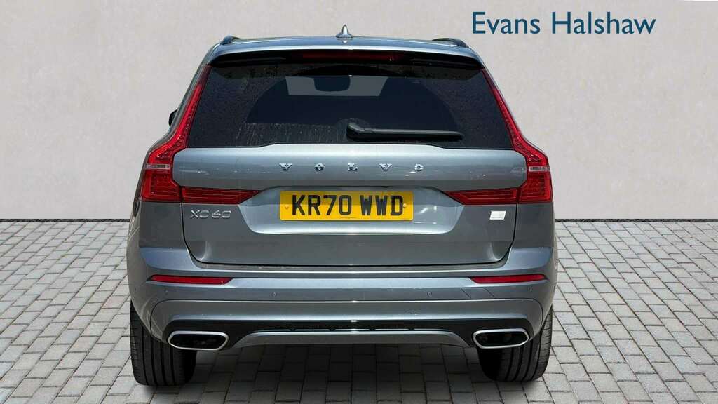 Volvo XC60 2.0 T8 Recharge Phev R Design Pro Awd 202 Grey #4