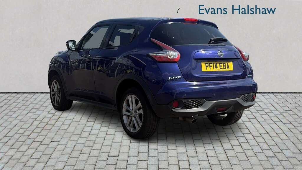 Nissan Juke Suv White #2