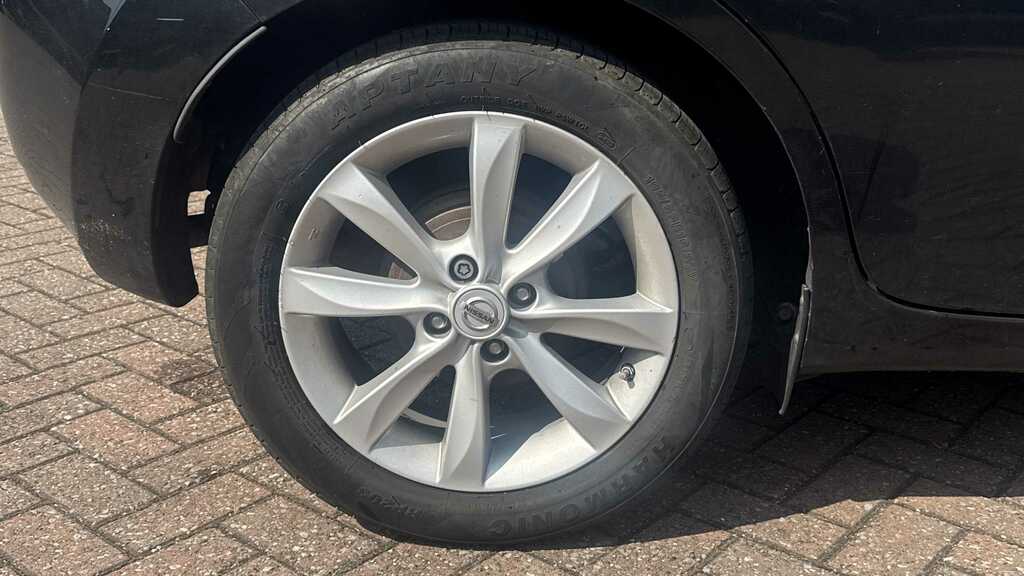 Nissan Note 1.2 Dig-s Acenta Premium 2016 Black #3