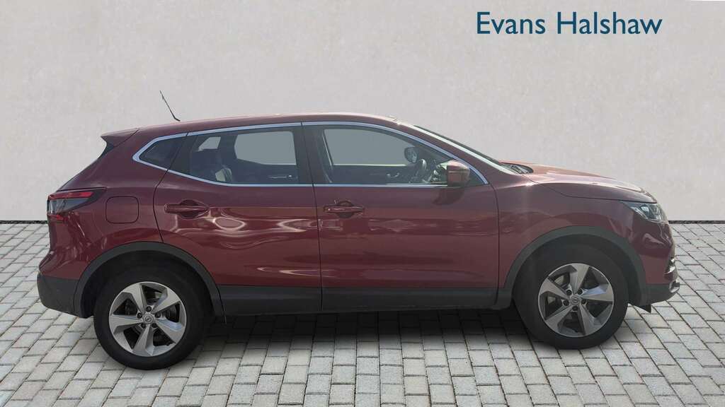 Nissan Qashqai 1.2 Dig-t Acenta 2018 Red #2