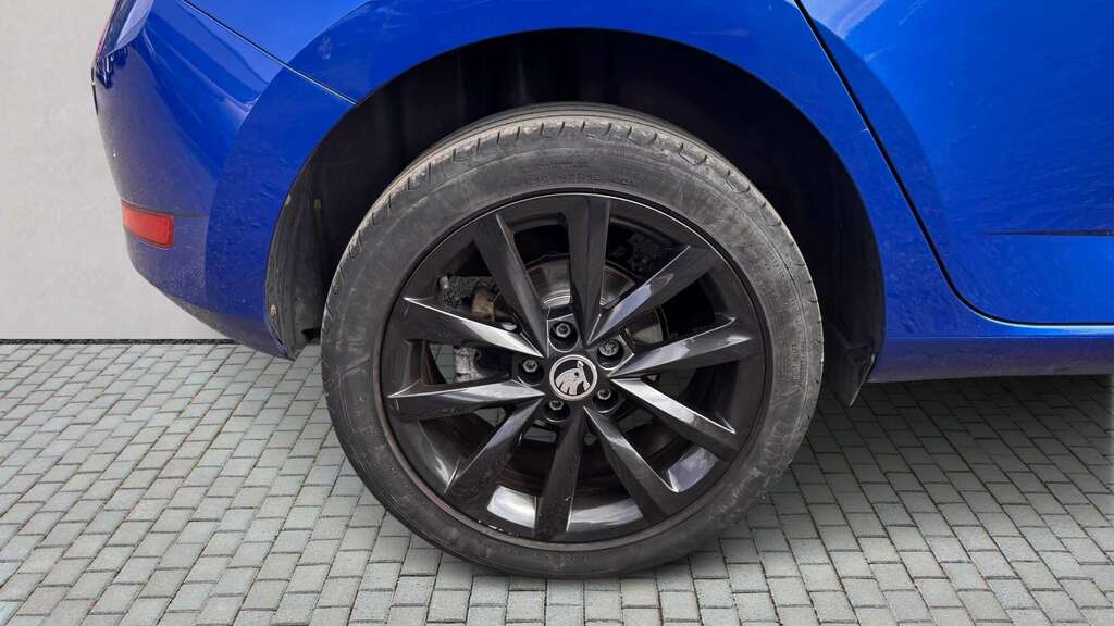 Skoda Fabia 1.0 Tsi Colour Edition 2019 Blue #6