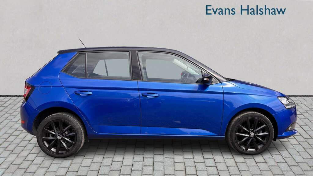 Skoda Fabia 1.0 Tsi Colour Edition 2019 Blue #2