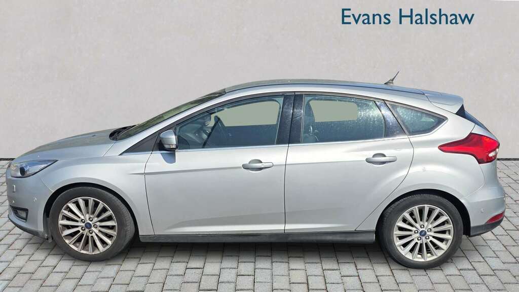 Ford Focus 1.5 Tdci 120 Titanium X 2017 BN17UXH Silver #3