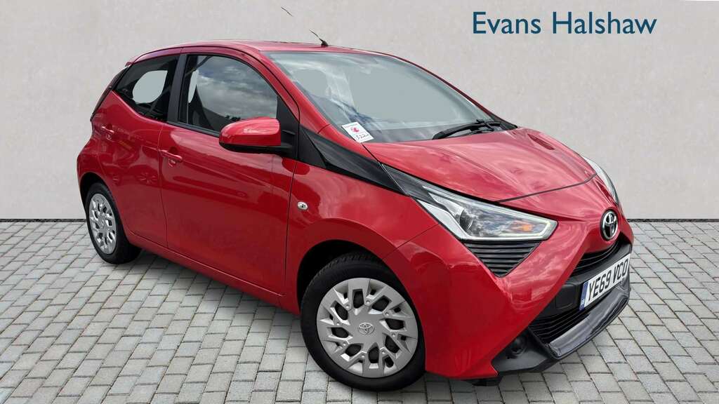 Toyota Aygo 1.0 Vvt-i X-play X-shift 2019 Red