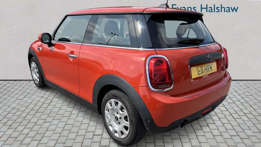 Mini Hatch 1.5 One Classic Hatchback Euro 6 Black #4