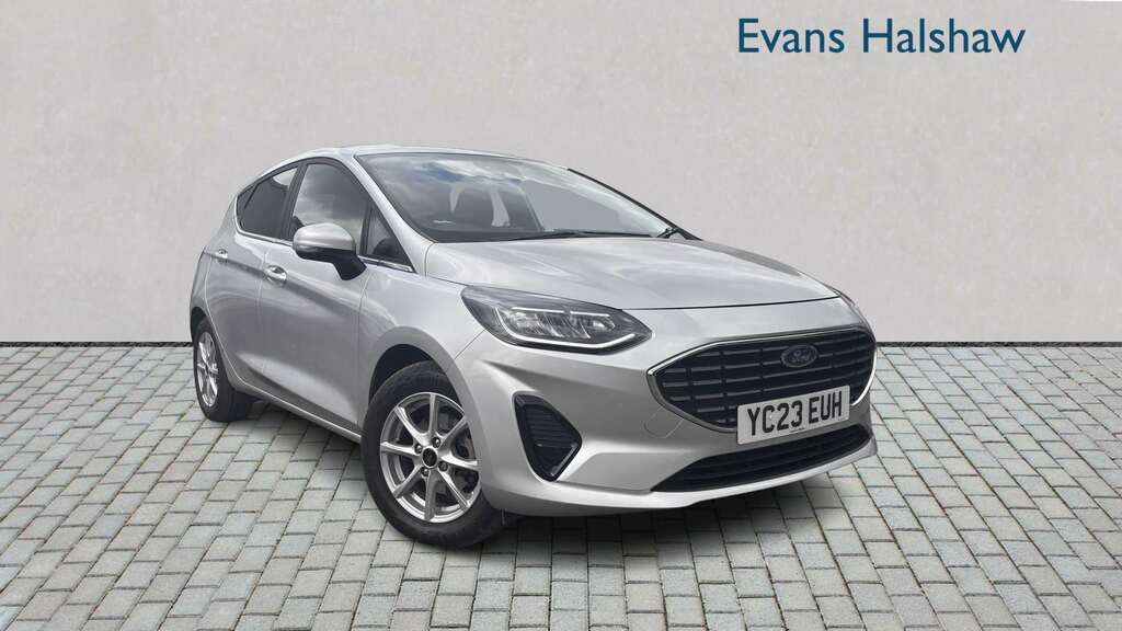 Ford Fiesta 1.0 Ecoboost Titanium 2023 YC23EUH Silver