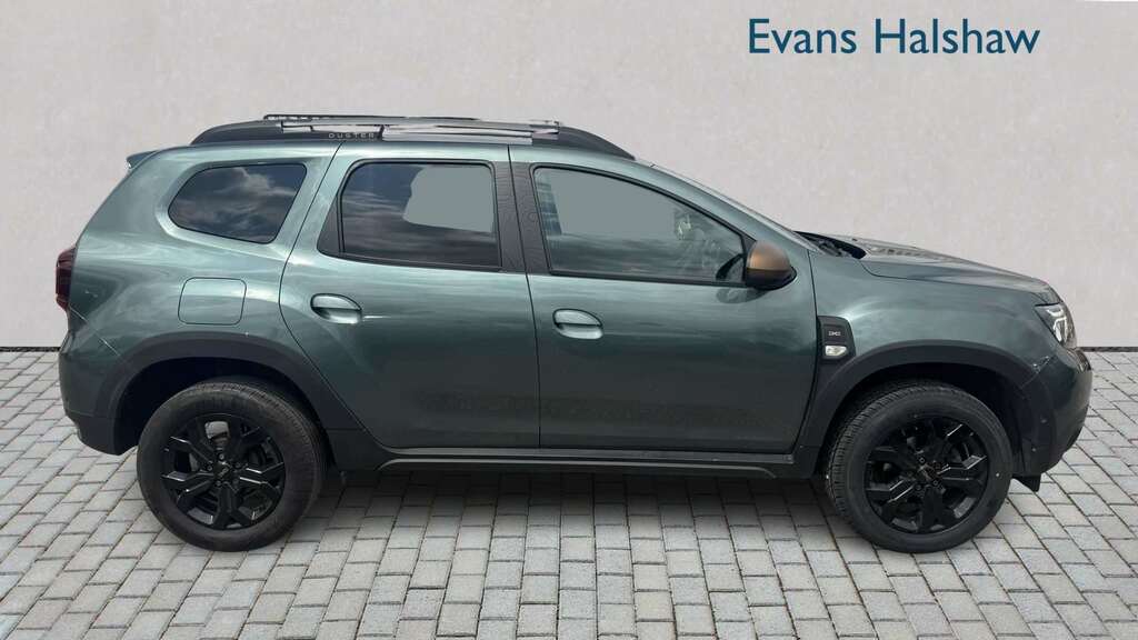 Dacia Duster 1.3 Tce 130 Extreme 2023 Green #4