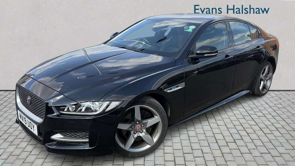 Jaguar XE 2.0 Ingenium R-sport 2019 Black #2