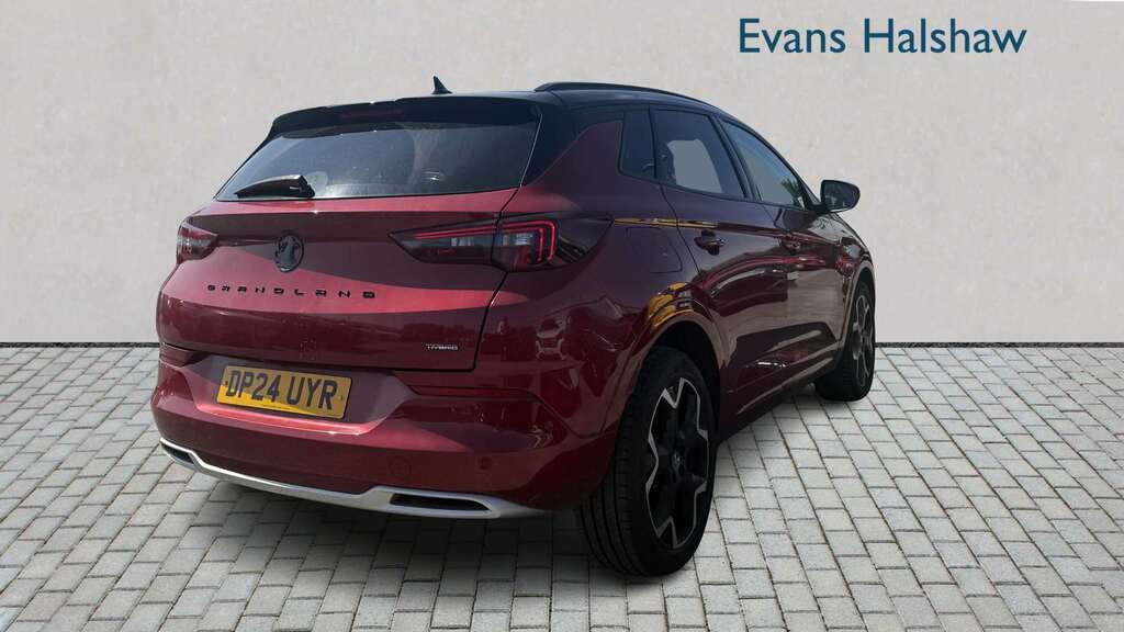 Vauxhall Grandland 1.6 Plug-in Hybrid Ultimate 2024 DP24UYR Red #4