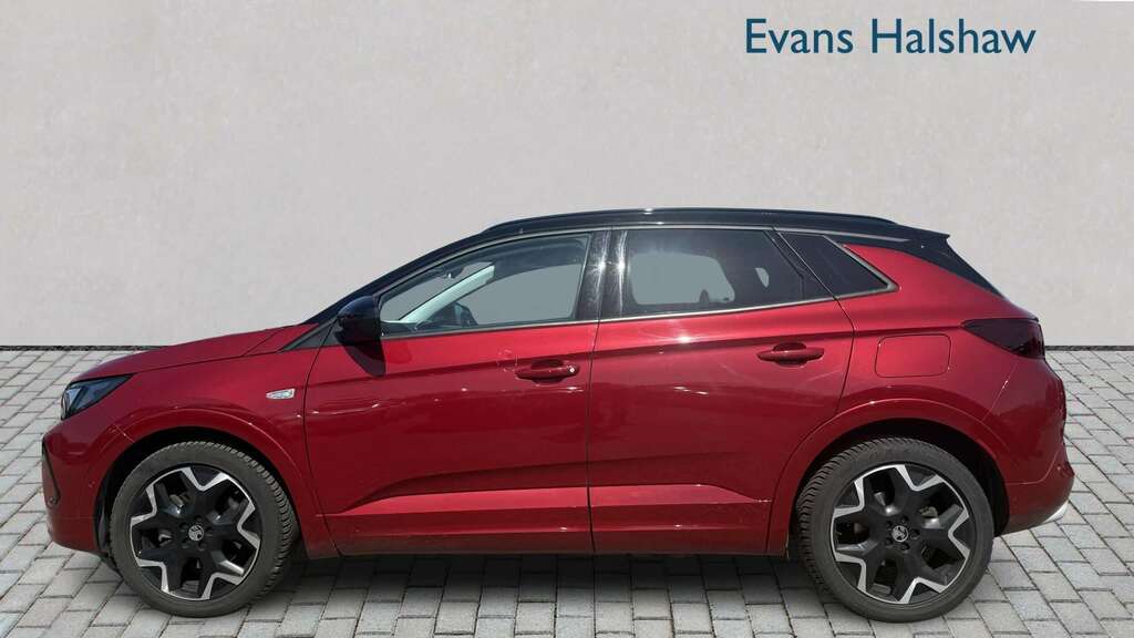 Vauxhall Grandland 1.6 Plug-in Hybrid Ultimate 2024 DP24UYR Red #3
