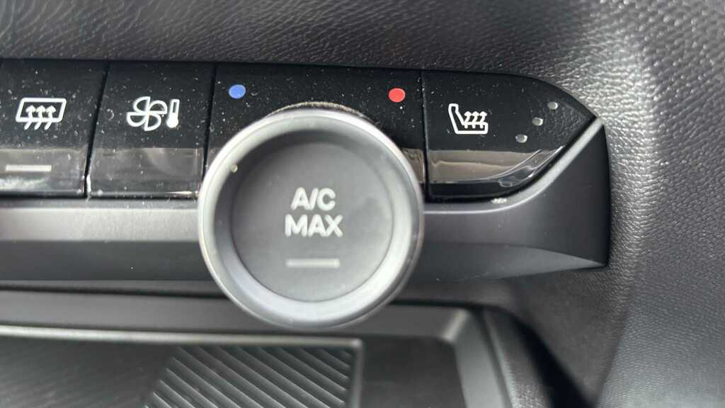 Citroen C4 1.2 130 Max White #19