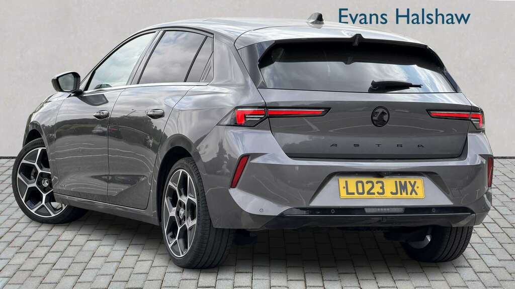Vauxhall Astra 1.5 Turbo D Ultimate 2023 LO23JMX Grey #2