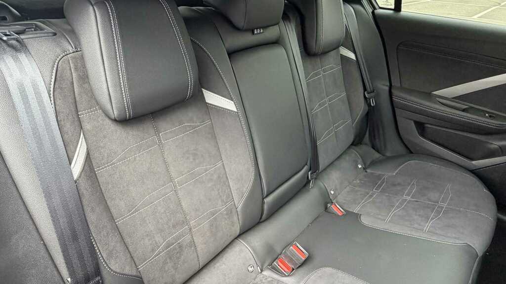 Vauxhall Astra 1.5 Turbo D Ultimate 2023 LO23JMX Grey #4