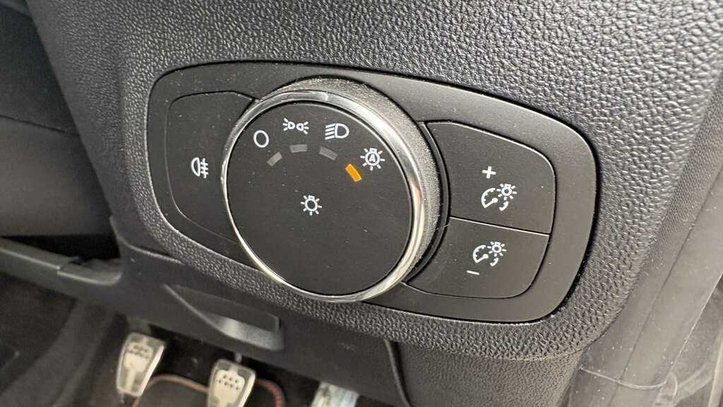 Ford Fiesta Titanium X Mhev White #10