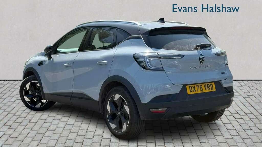 Renault Captur 1.8 E-tech Full Hybrid 160 Techno 2025 Grey #2