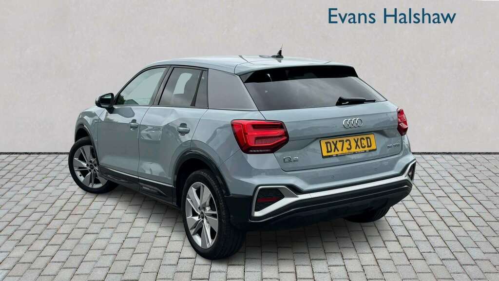 Audi Q2 30 Tfsi Sport Blue #2