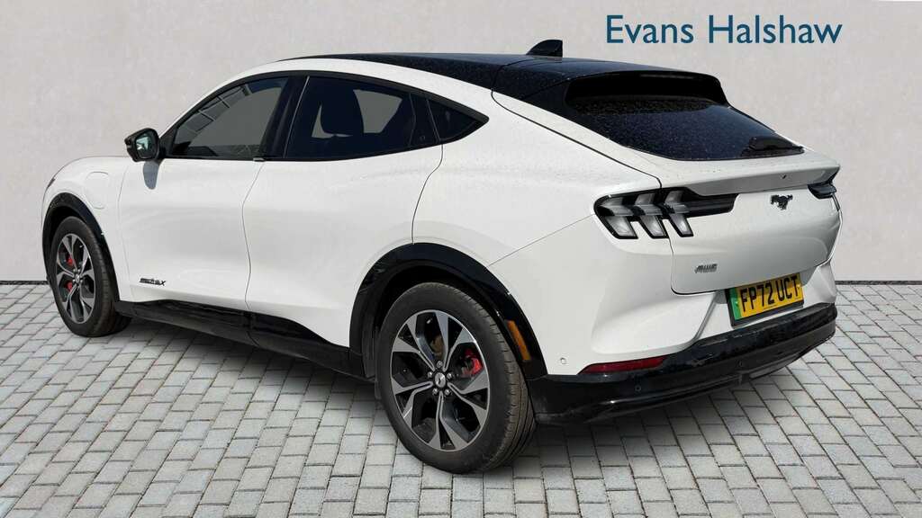 Ford Mustang Mach-E 258Kw Extended Range 88Kwh Awd 2022 White #2
