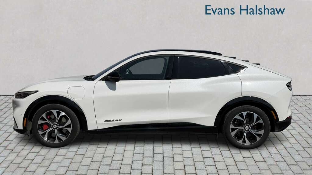 Ford Mustang Mach-E 258Kw Extended Range 88Kwh Awd 2022 White #3